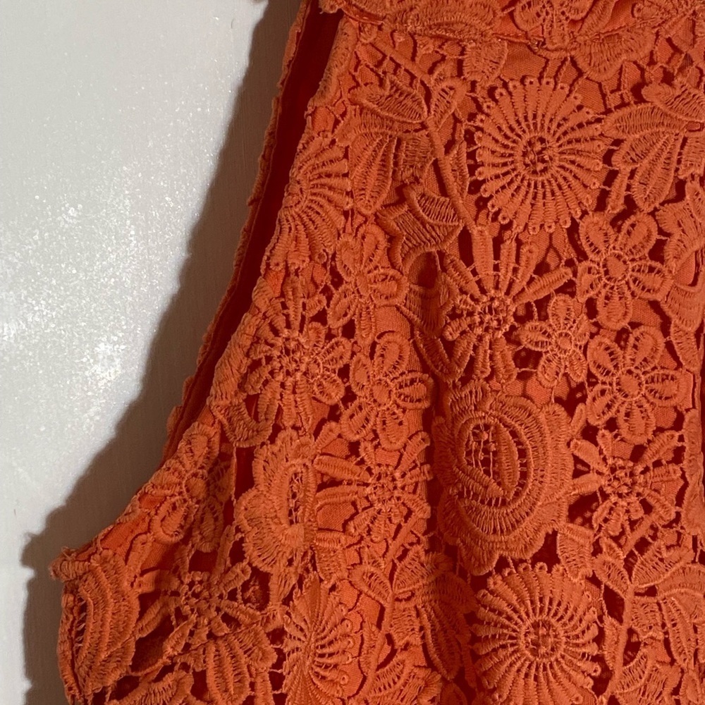 LU LU’S crochet dress. XS sleeveless - Picture 8 of 11